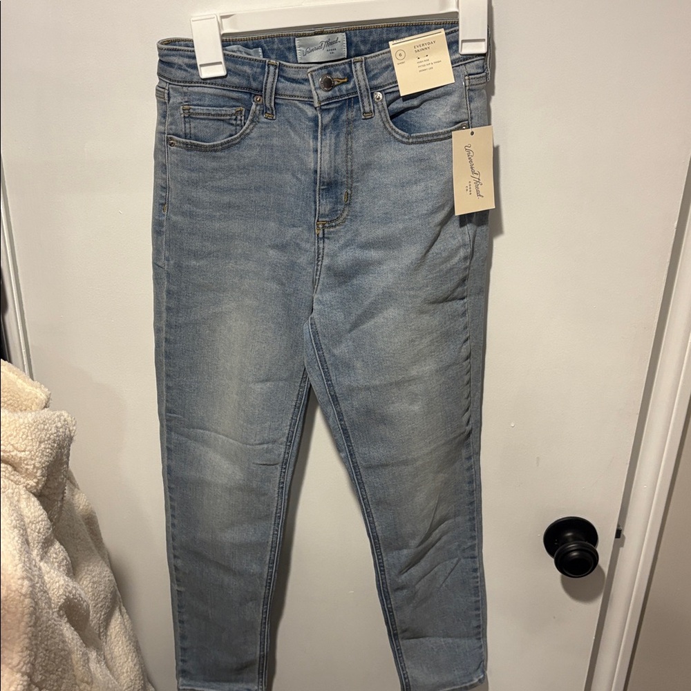 Good American Sky Blue Denim Jeans